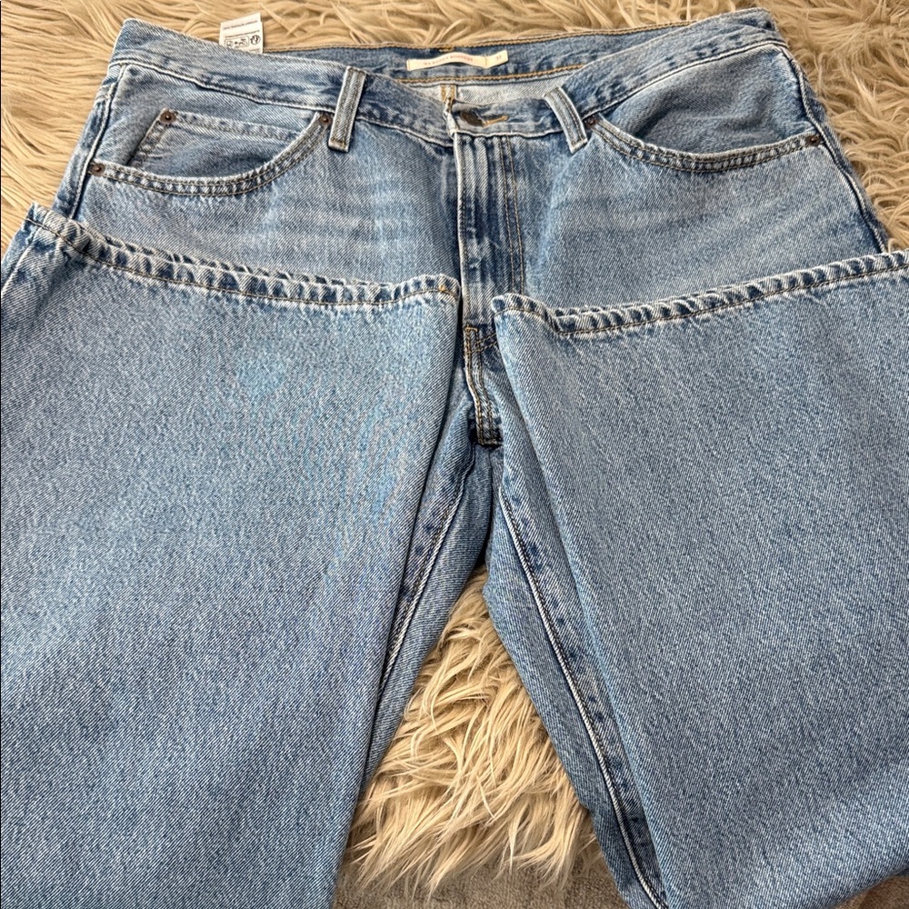Relaxed Women's Light Blue Denim Baggy Bootcut 31